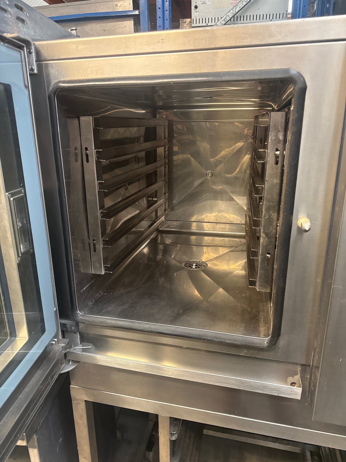 Blue Seal Combi Oven - LX TYP GMT06D - Grade A (Great)