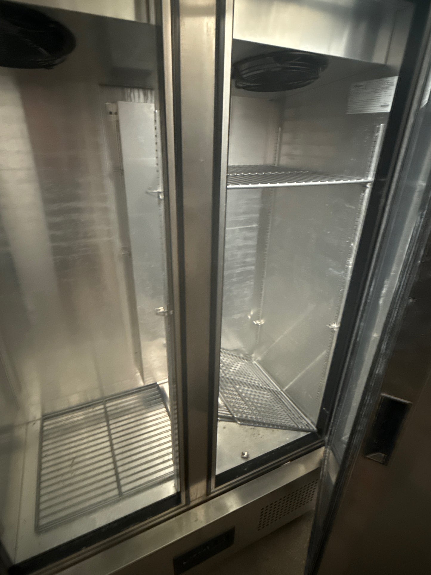 Foster FSL800L Fridge - Grade A - (Great)