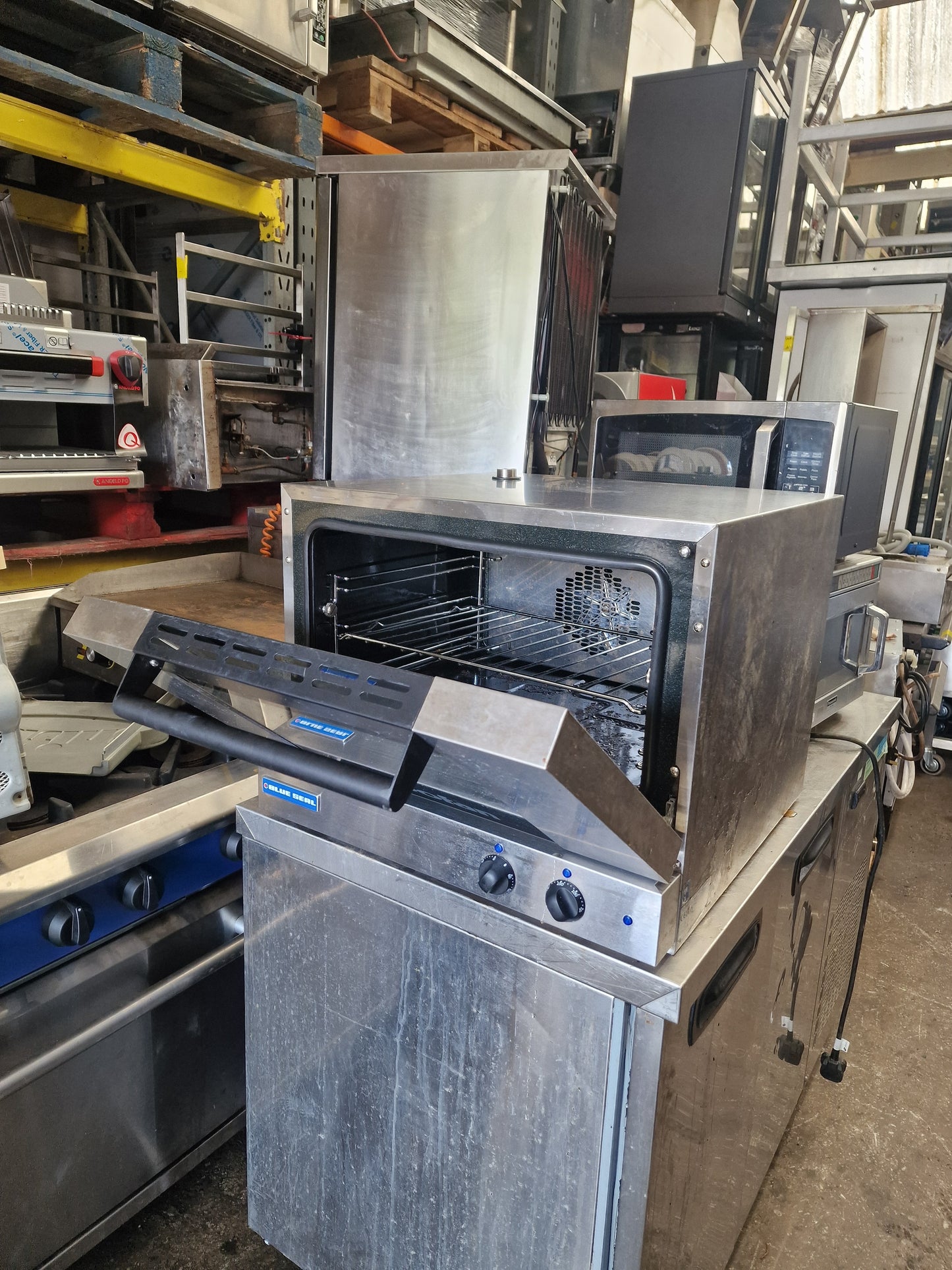 BLUE SEAL Electric Range - E22M3 - Grade A (Great)