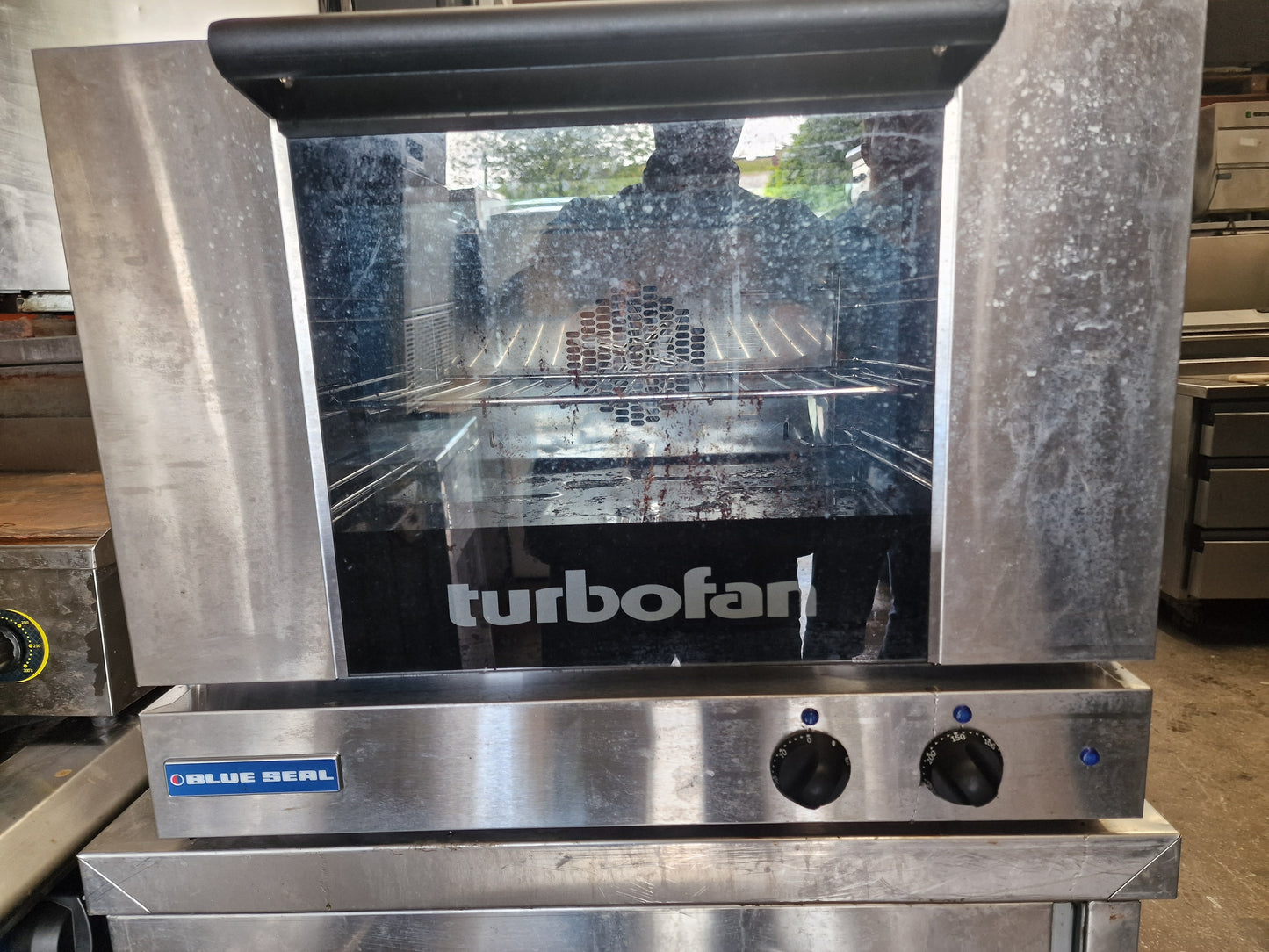 BLUE SEAL Electric Range - E22M3 - Grade A (Great)