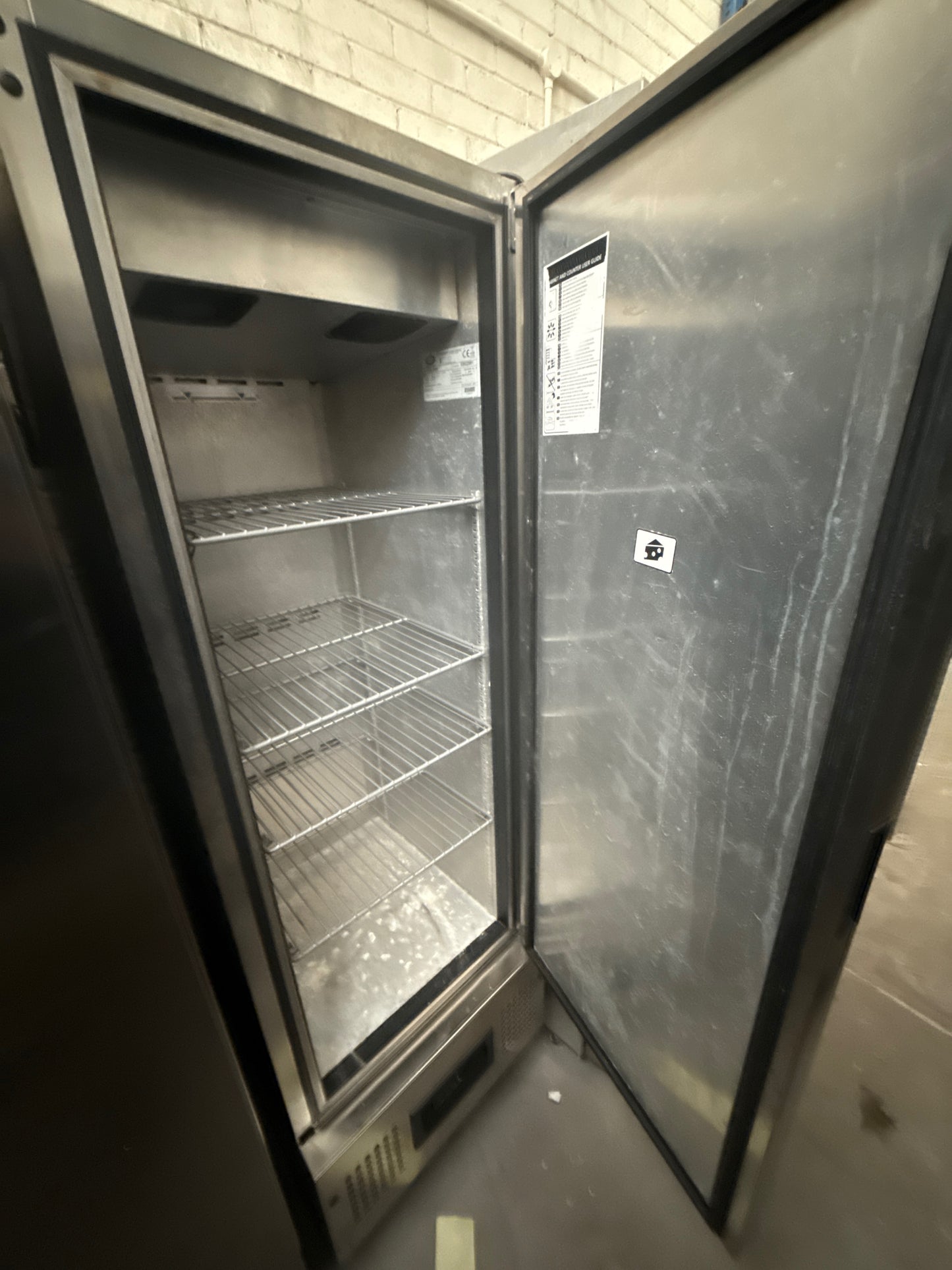 Foster FSL400H Fridge - Grade A (Great)